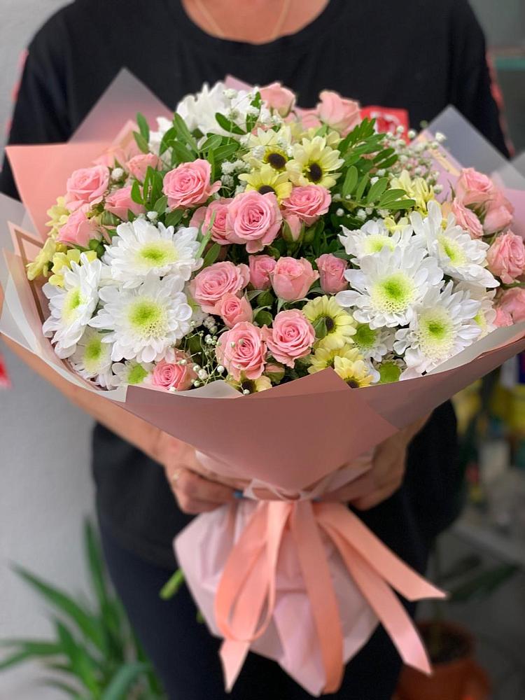 Букет цветов из: Розы и Хризантемы в Мичуринске