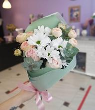 Букет цветов из:  Хризантемы и Розы #REPLACE_PRED# Мичуринске