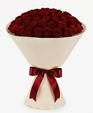 Букет 101 Бордовая роза Блэк Бакарра в Мичуринске