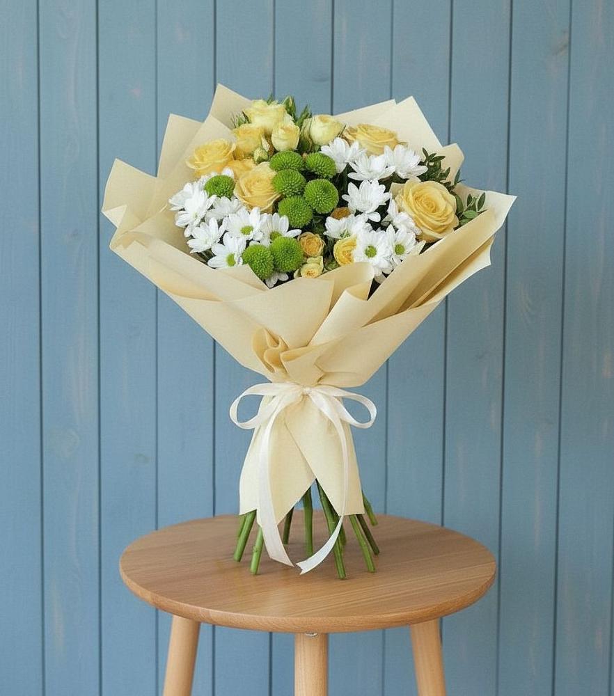 Букет цветов из: Хризантемы и Розы в Мичуринске