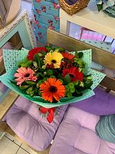 Букет цветов из:  Герберы, Хризантемы и Альстромерии #REPLACE_PRED# Мичуринске