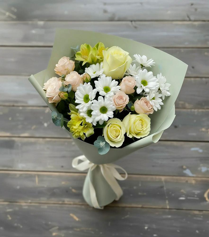 Букет цветов из: Альстромерии, Розы и Хризантемы в Мичуринске