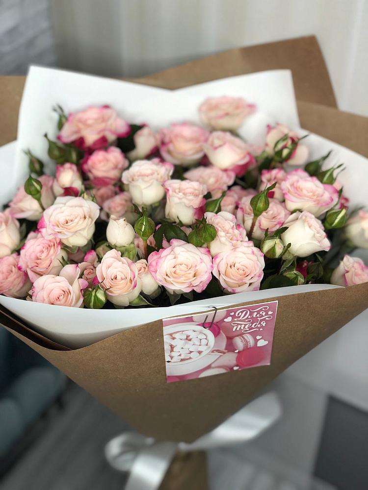 Букет цветов из: Розы в Мичуринске