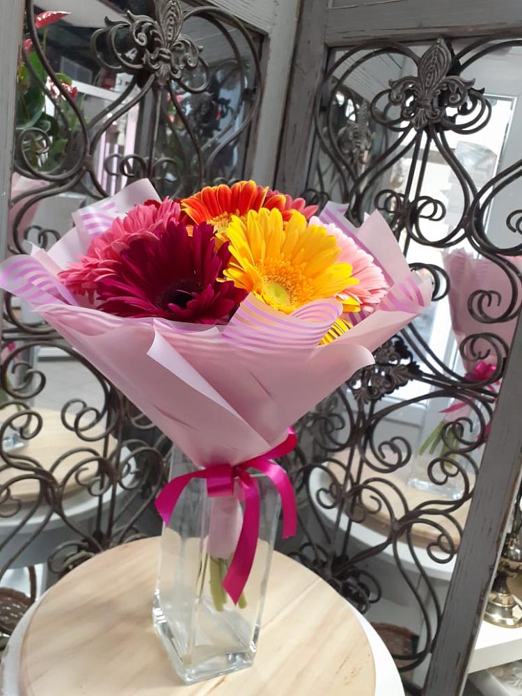 Букет цветов из: Герберы в Мичуринске