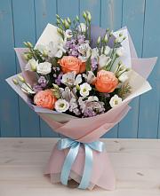 Букет цветов из:  Лизиантусы, Розы, Альстромерии и Гипсофила #REPLACE_PRED# Мичуринске