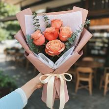 Букет цветов из:  Розы в Мичуринске