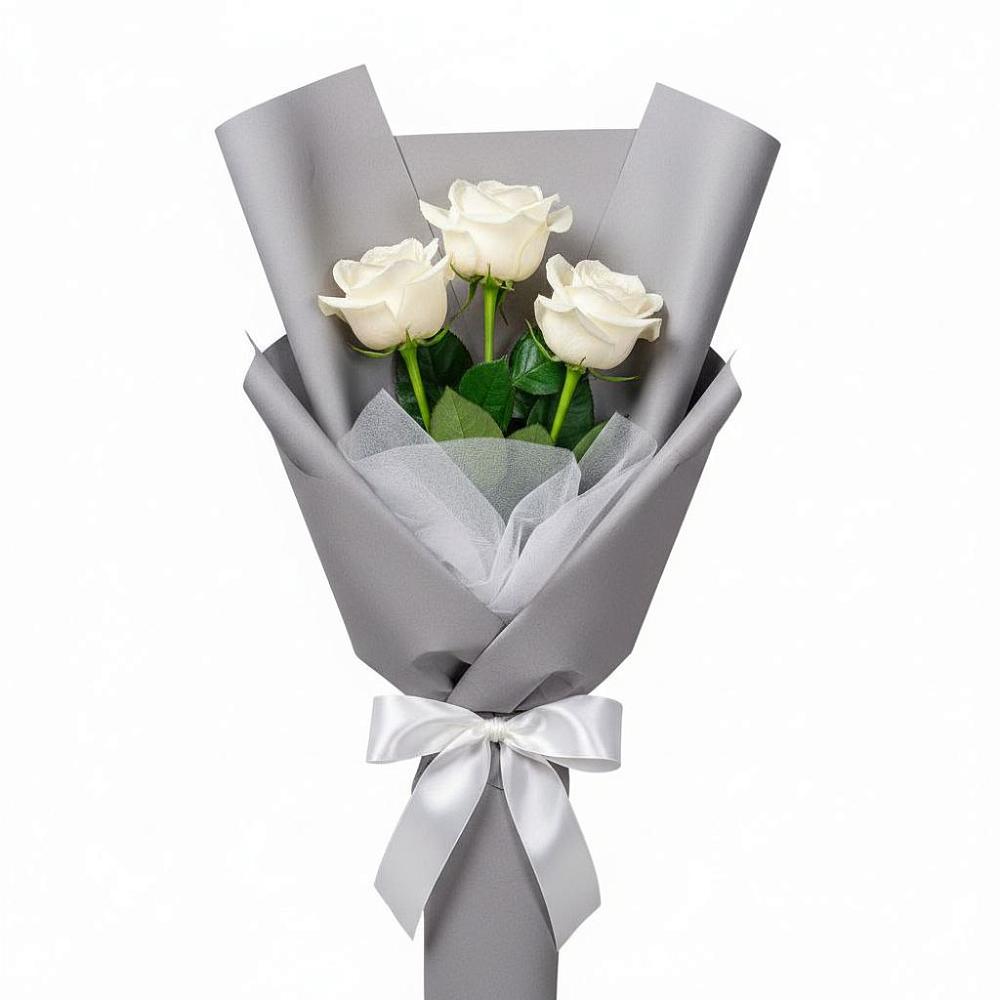 Букет 3 белые розы в Мичуринске