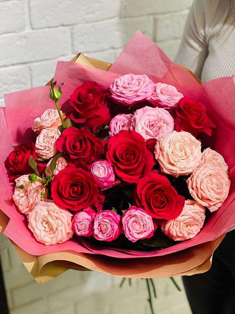 Букет цветов из: Розы в Мичуринске