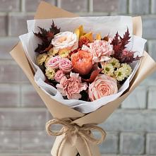 Букет цветов из:  Гвоздики, Хризантемы и Розы в Мичуринске