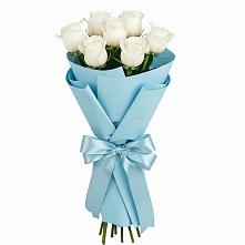 Букет 7 белых роз Проуд в Мичуринске