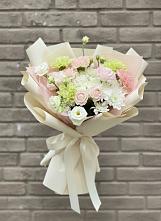 Букет цветов из:  Гвоздики, Розы, Лизиантусы и Хризантемы #REPLACE_PRED# Мичуринске